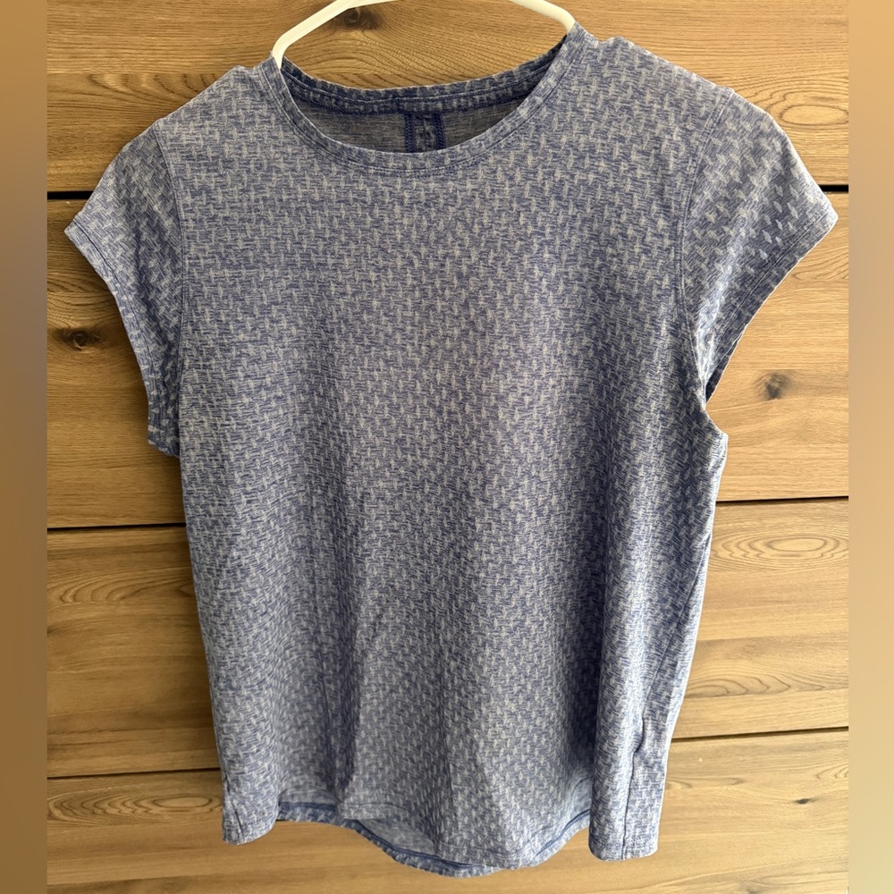 Patagonia Women’s Shirt size Medium